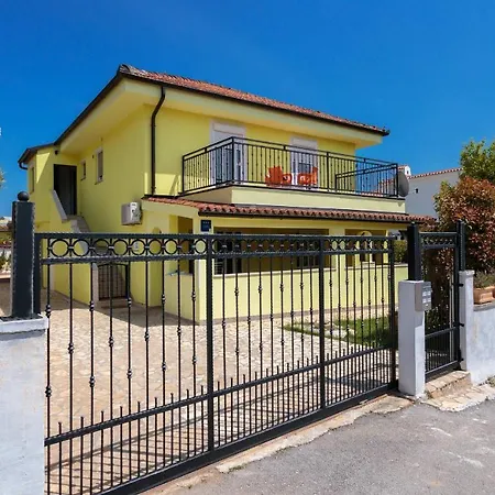 Dora Victoria Dream 아파트 *